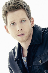   / Stark Sands